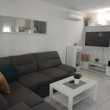 Apartman Bili Galeb * ויר